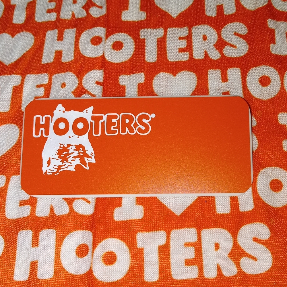 NEW Hooters nametag uniform name badge BLANK!!!